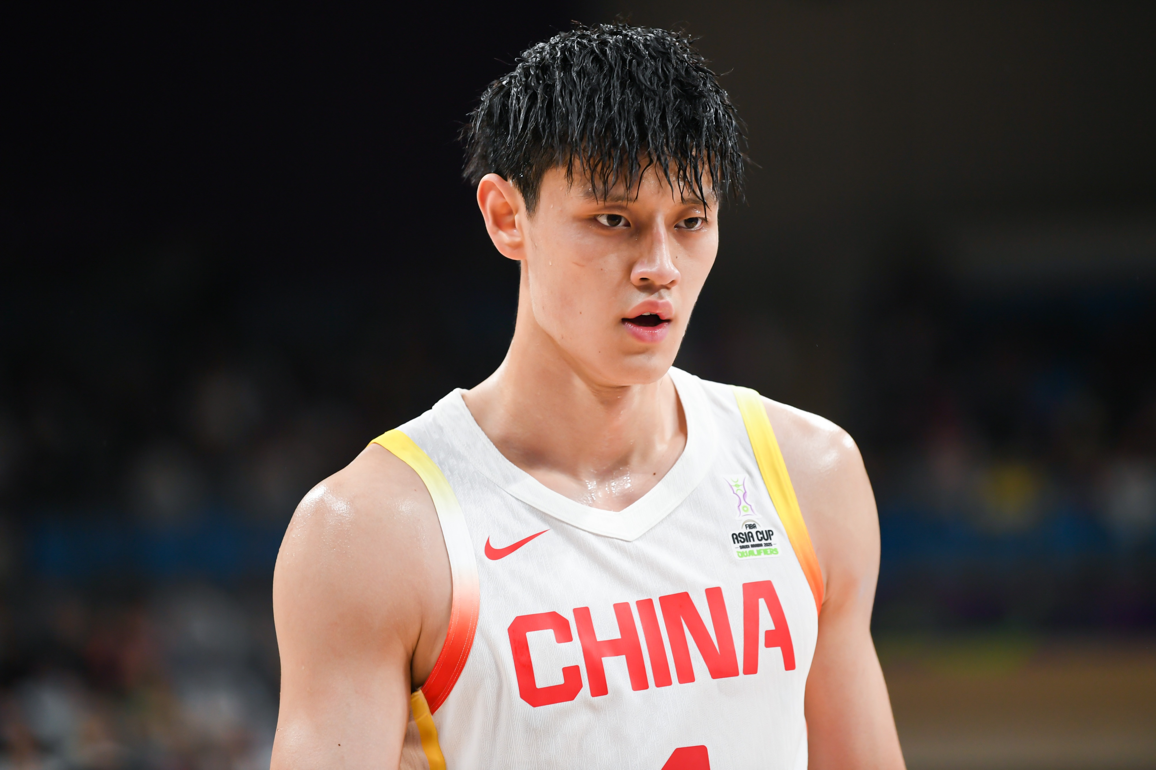 麥穗豐：曾凡博打得漂亮&胡金秋很穩 他倆是上半場(chǎng)男籃基本盤(pán)