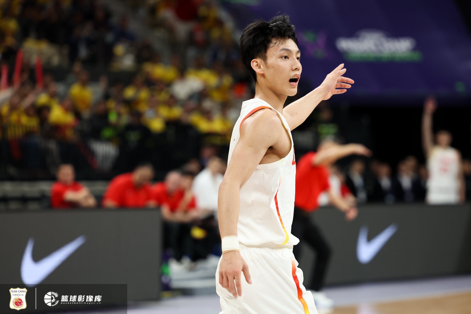 首發(fā)出戰不在狀態(tài)！徐杰全場(chǎng)3中0沒(méi)得分 拿到3板1助2斷另2失誤
